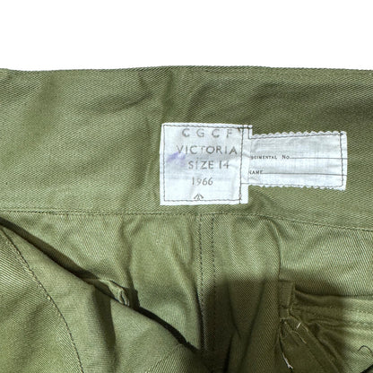 Original Australian Army Jungle Green Vietnam Era Cross Over Trousers - Size 14 - 102cm